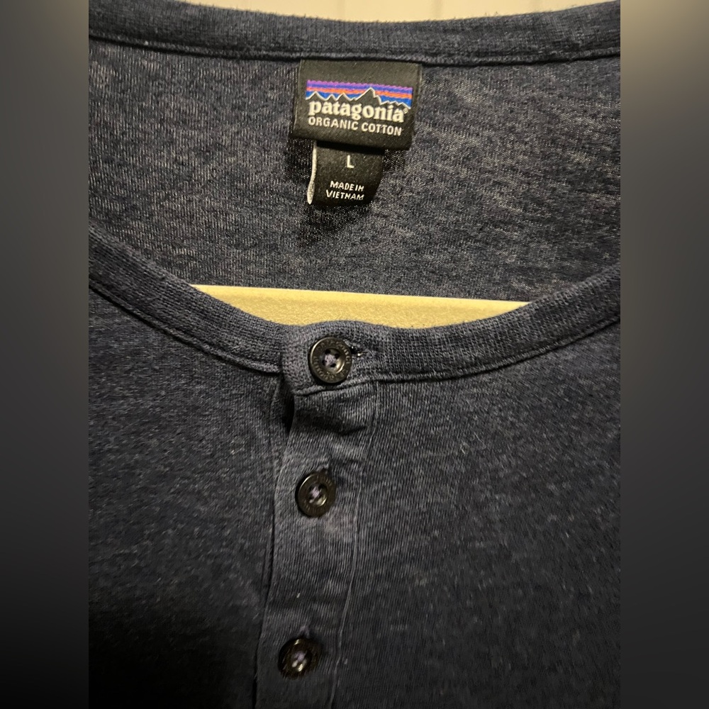 Patagonia Men’s Organic Cotton Henley Long Sleeve Shirt Navy Blue Size L Cozy - Picture 6 of 9